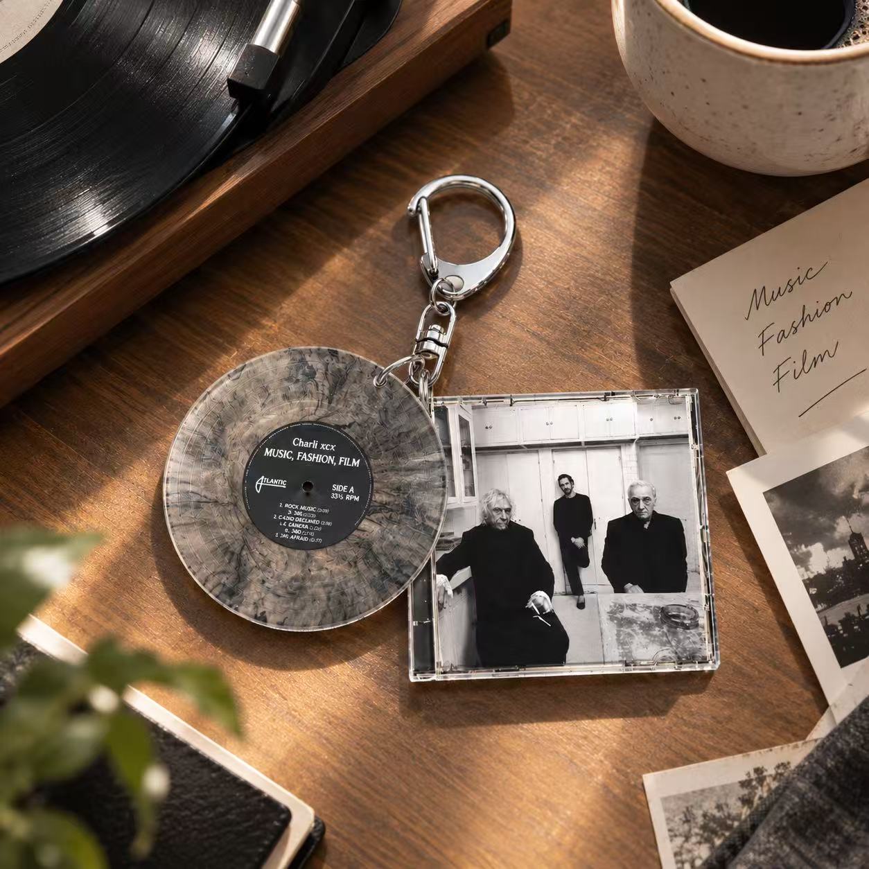 Breloczek C-Charli Xcx, Muzyka – Phone Accessories Charms recenzja i cena